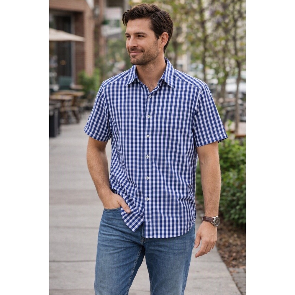 Robert Graham Men's Short Sleeve Shirt Medium Untucked Casual